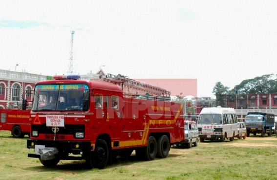 Mock drill on rescue operation during natural disaster held at Umakanta Academy